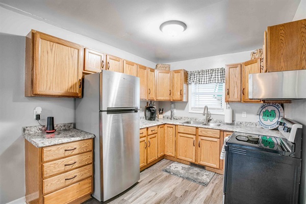 Newly Updated Smart Home 1 mile from ND & Eddy St, photo 4