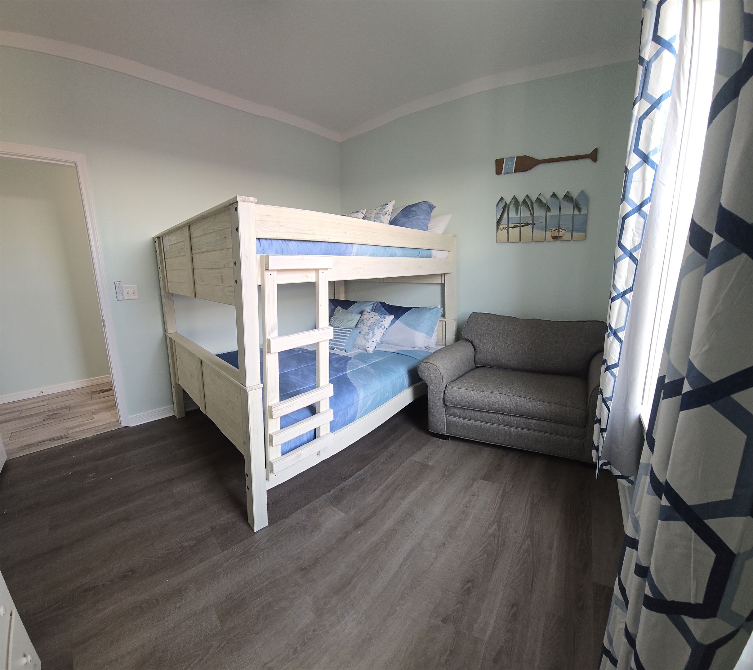 Bunk room. Full Bunk, twin pull out