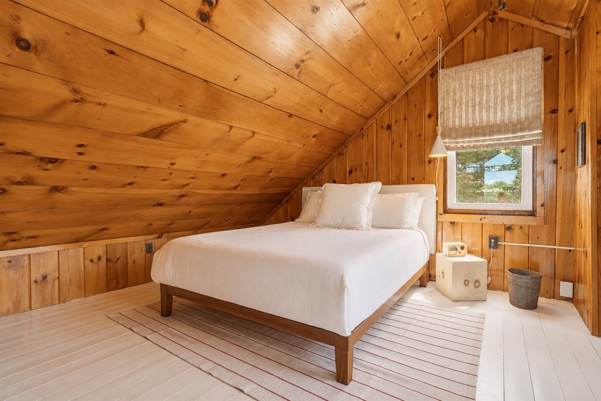 Second bedroom 