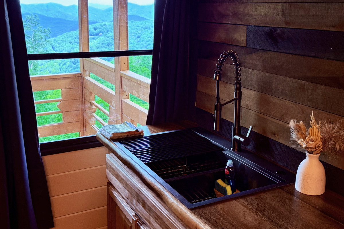 Spectacular views from you back porch