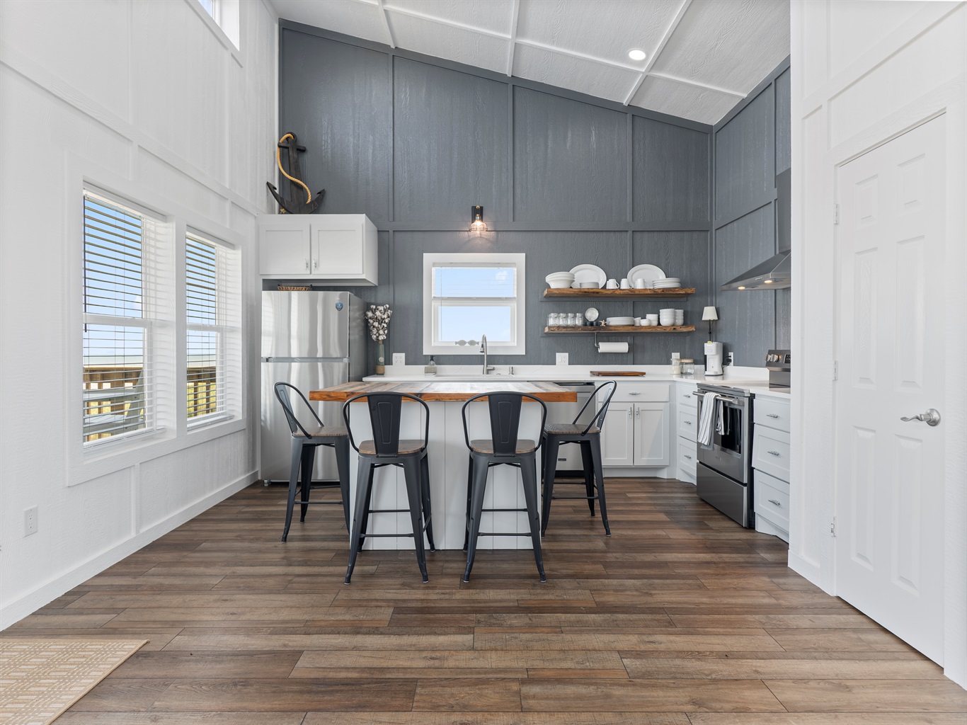 Kitchen and dining area