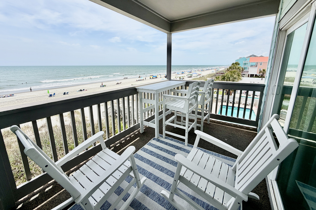 Views for days from this corner unit!