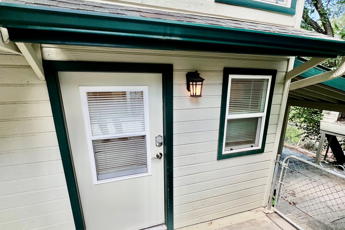 Your private Prescott retreat features a separate entrance, ensuring you can come and go with ease and privacy.