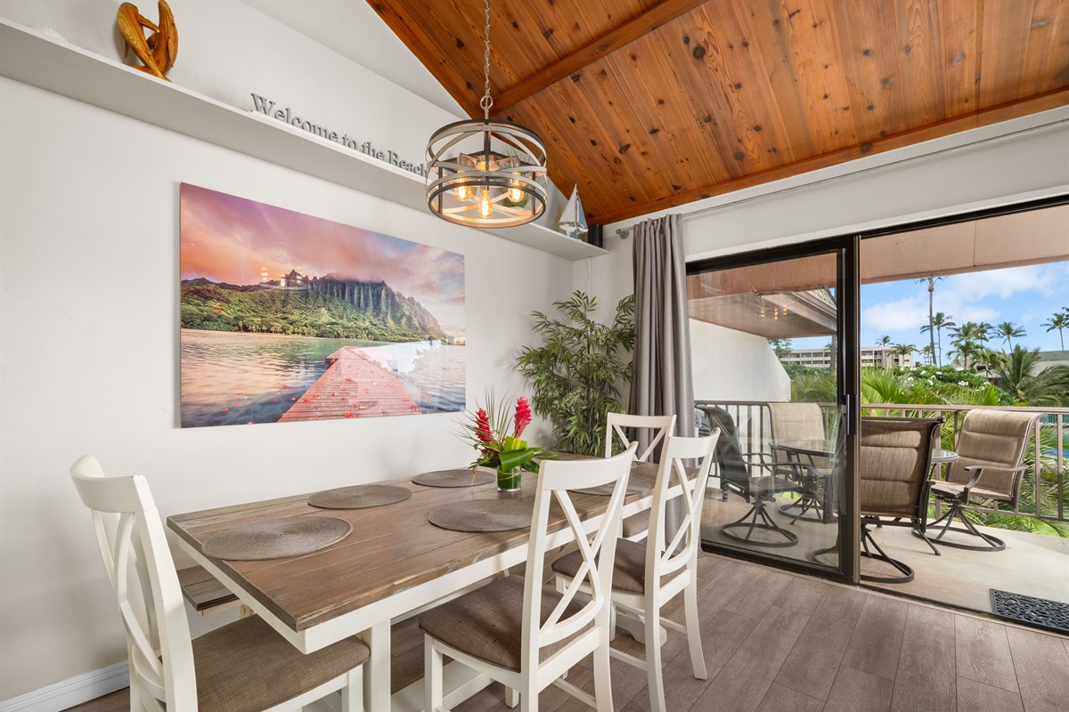5H Dining Area