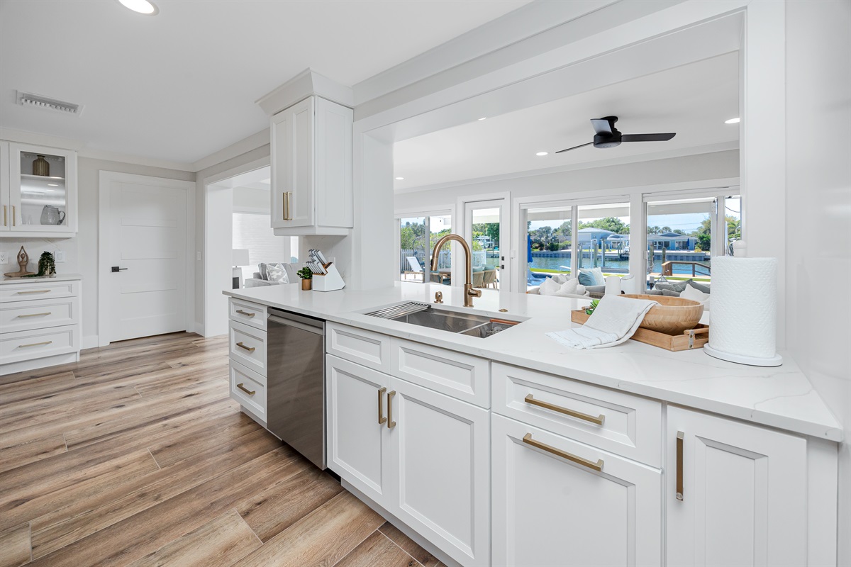 Full Kitchen