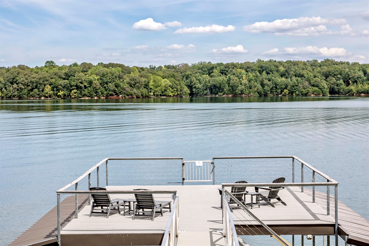 Rooftop of Dock, great for relaxing