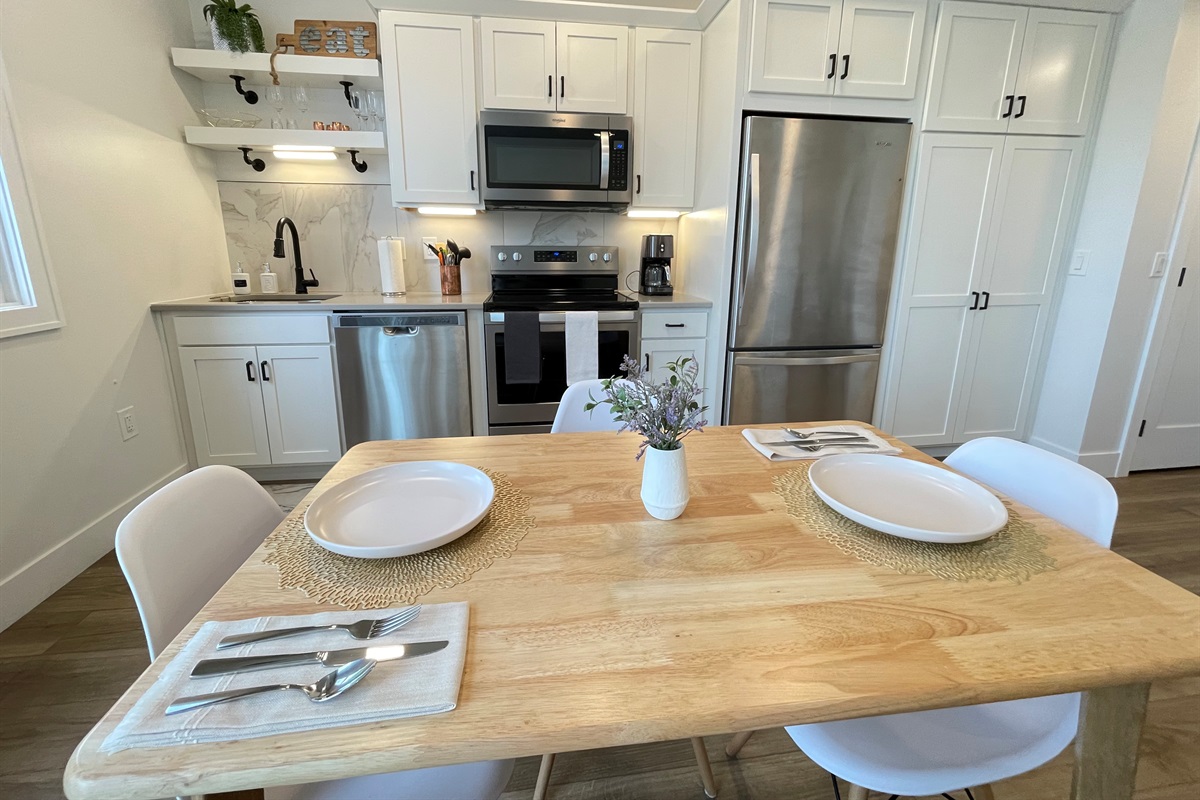 Seating for 4
