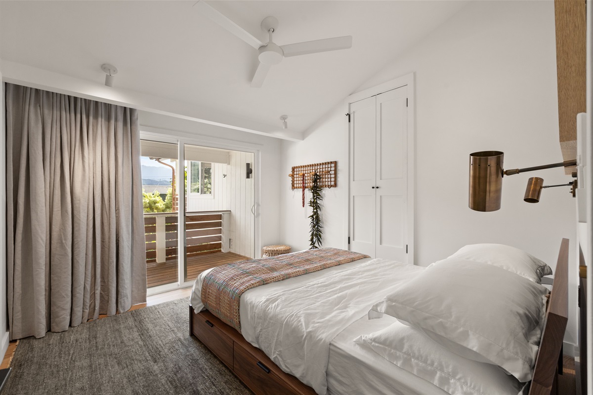Hall Bdrm_back1 - Bed2
