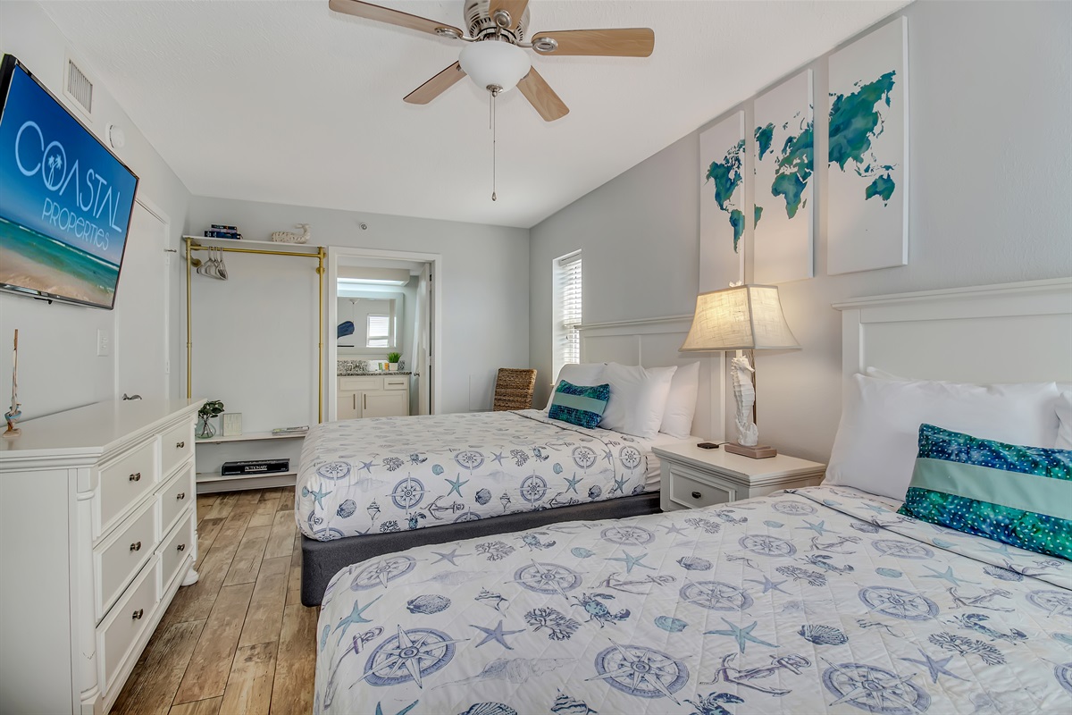 Dreamy bedroom overlooking the beach!
