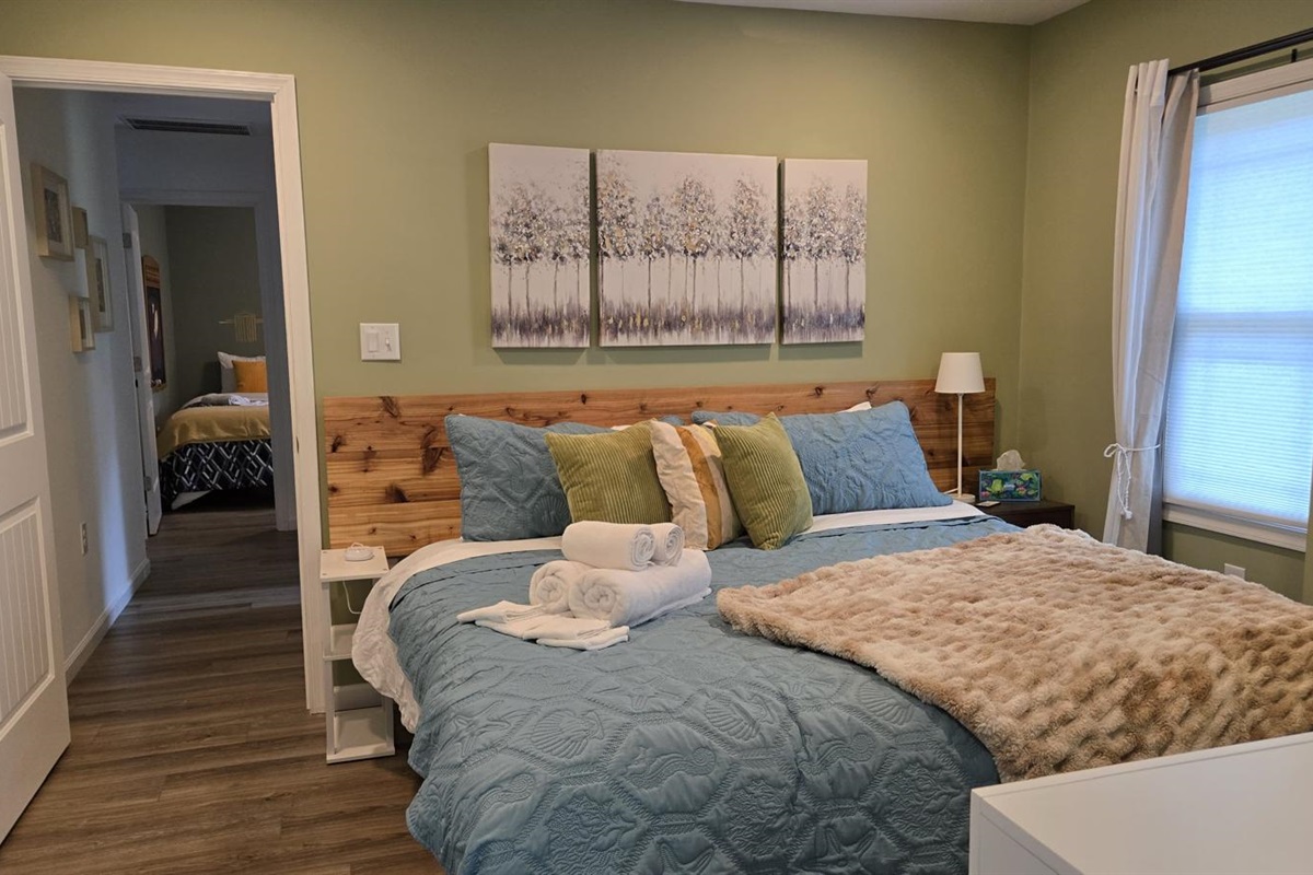 Plenty of space to stretch out in the master bedroom king bed! Perfect for a good night's sleep