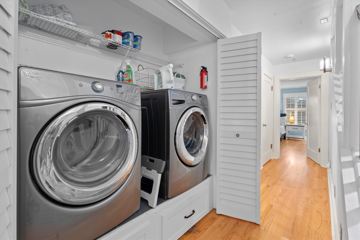 bc512e91330d43a8912568f3677a3e42 Large | Beachhouse | Texas | TX | Vacation Homes | Galveston | Crystal Beach | Kokomo | Breezy Days | Beachfront Elegance | Sunrise Serenity | Southern Sands Property Management, LLC