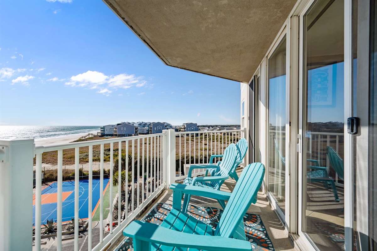 Welcome to Dolphin Sightings: enjoy a private beachfront balcony, perfect for relaxing, soaking in the sea breeze, and spotting dolphins along the shoreline!