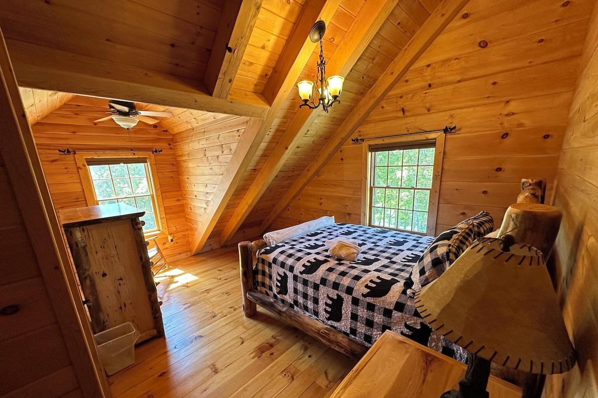 bedroom #2 on 2nd floor (queen bed)