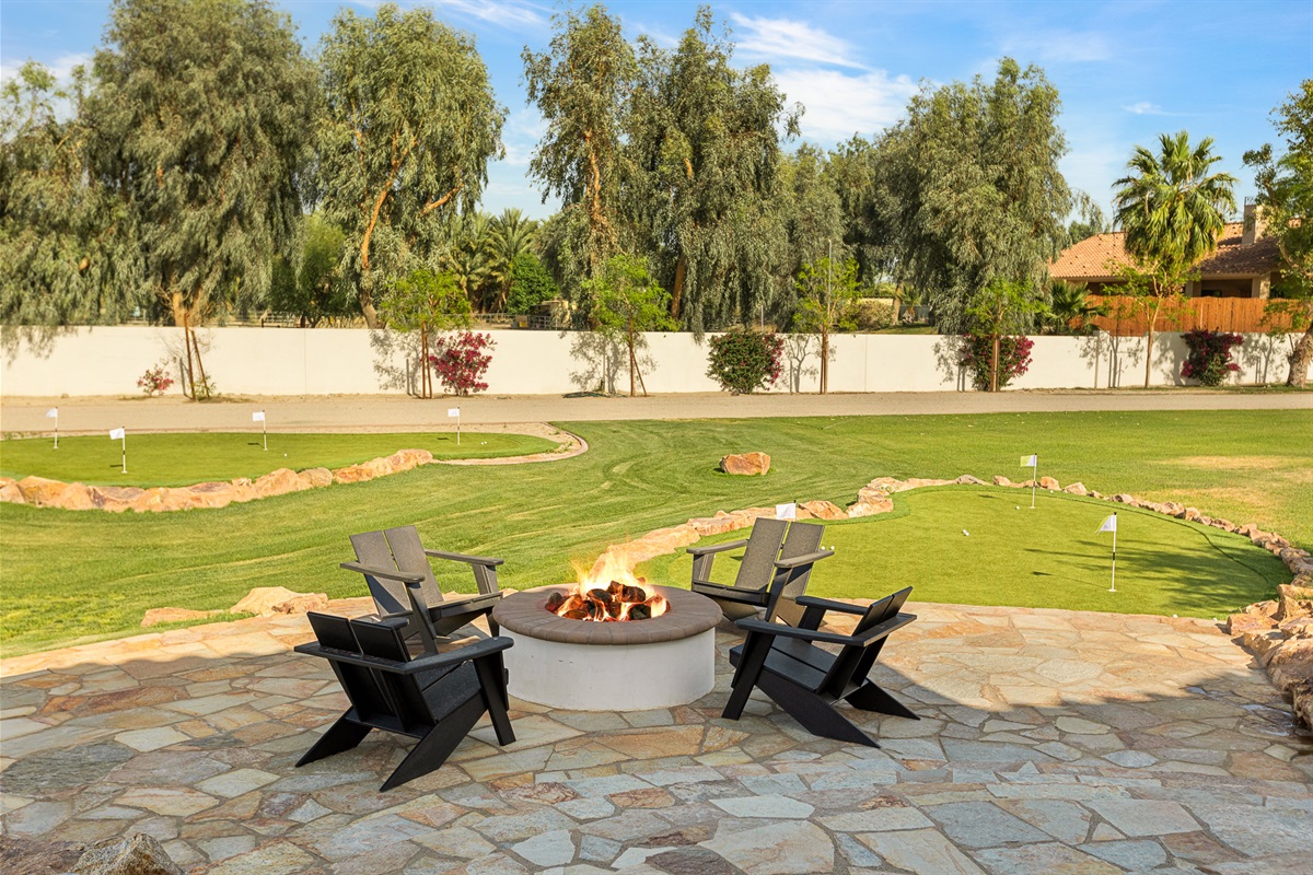 Primary private fire pit