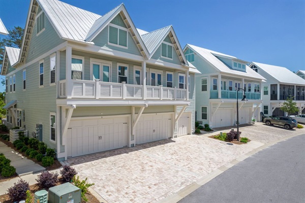 Front view of Townhouse