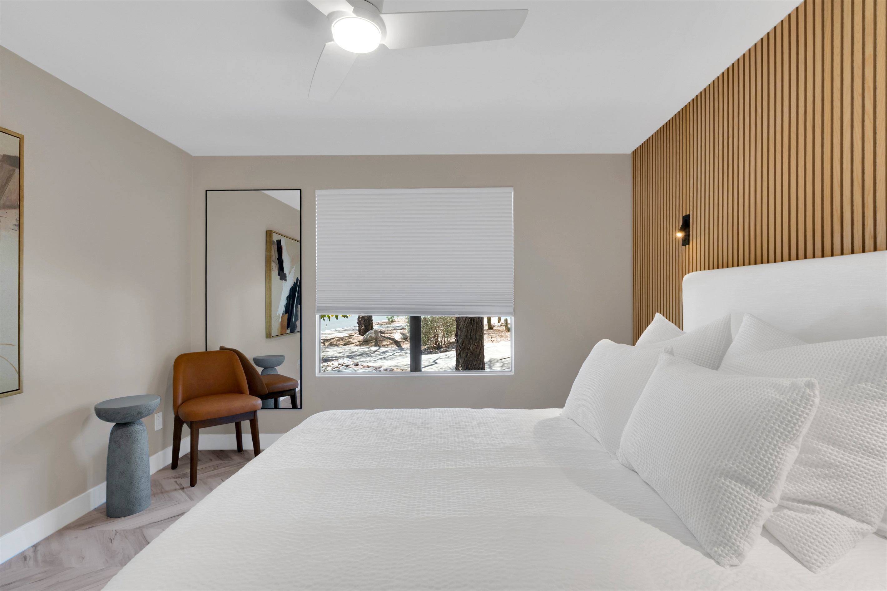 Guest (Queen) Bedroom