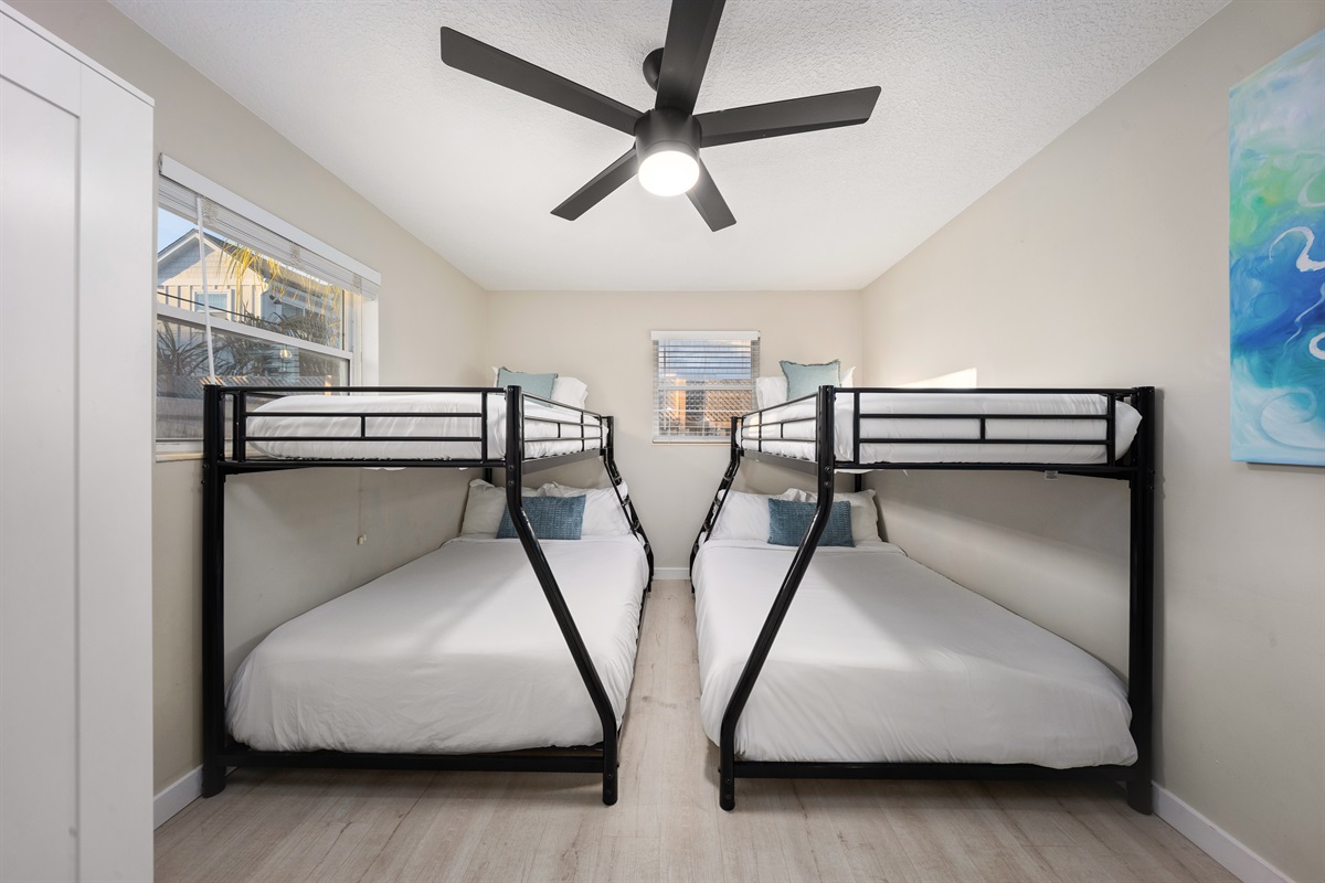 Guest bedroom with twin over full bunks