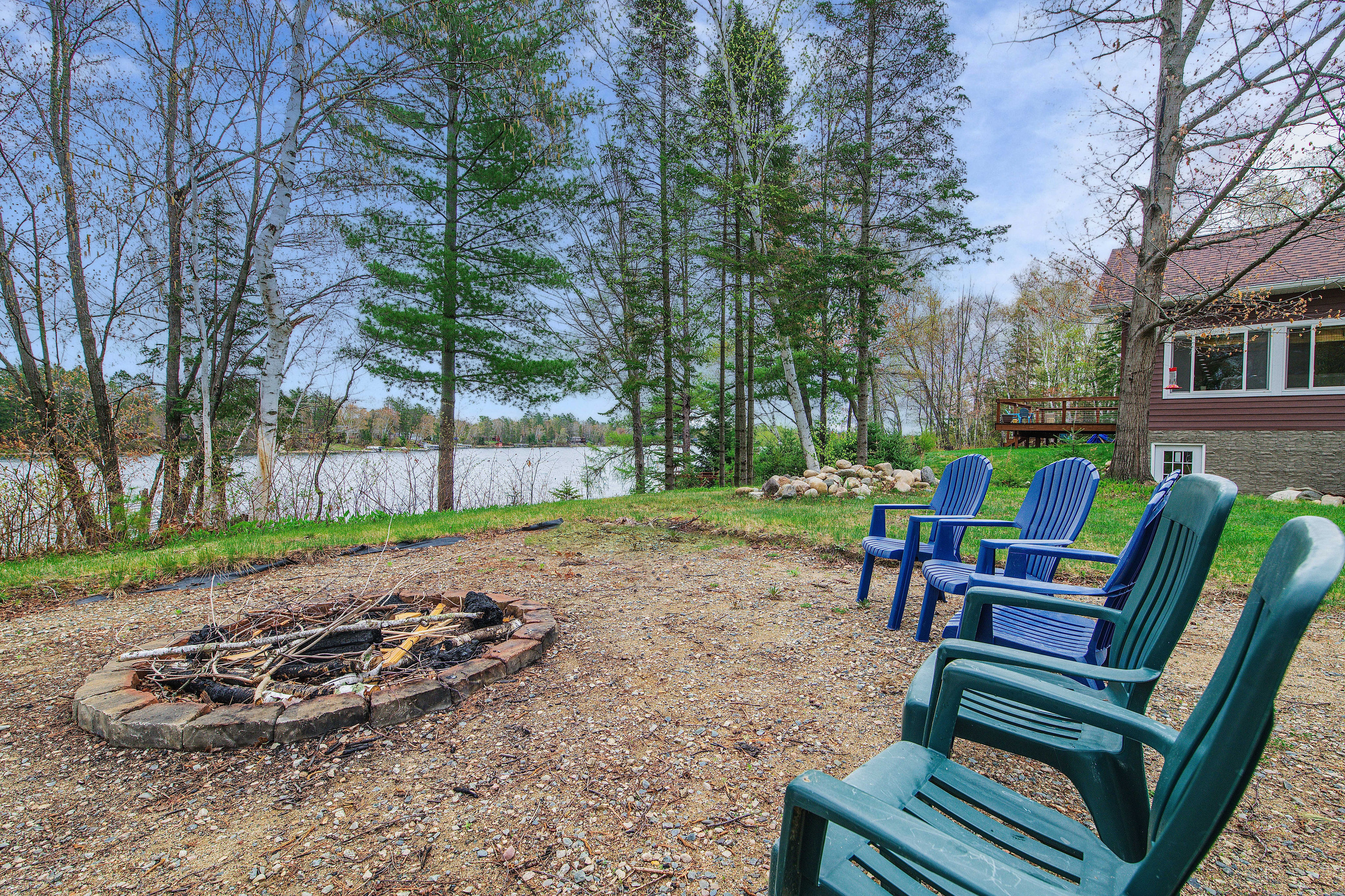 Gather around in the evening for s'mores, storytelling, and unforgettable stargazing.