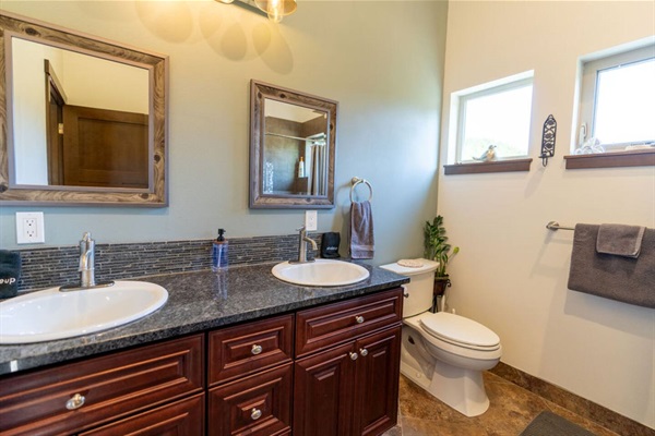 Master bedroom. Dual vanity.
