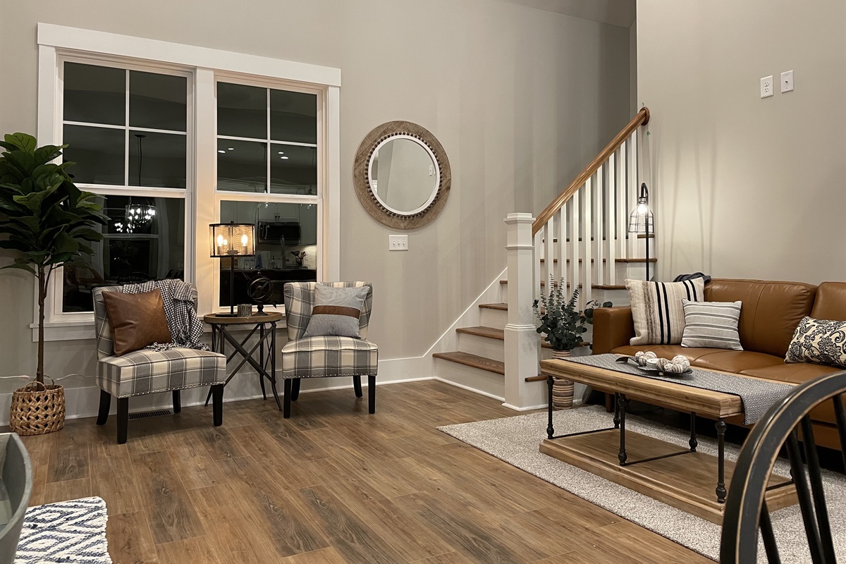Living room, kitchen/dining area perfect for gathering