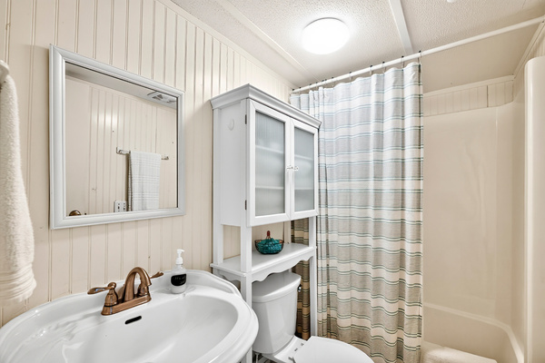 Second bathroom with tub/shower combo