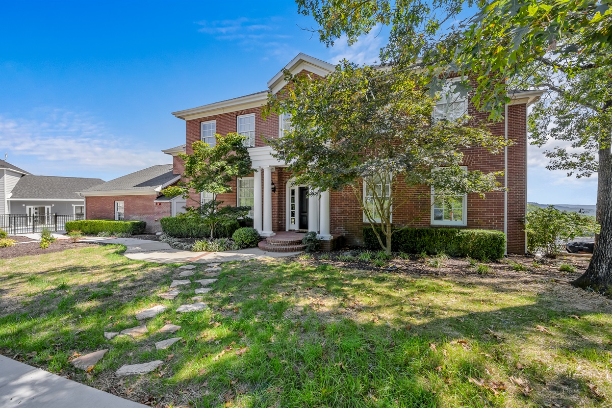 Chateau Mountain Manor