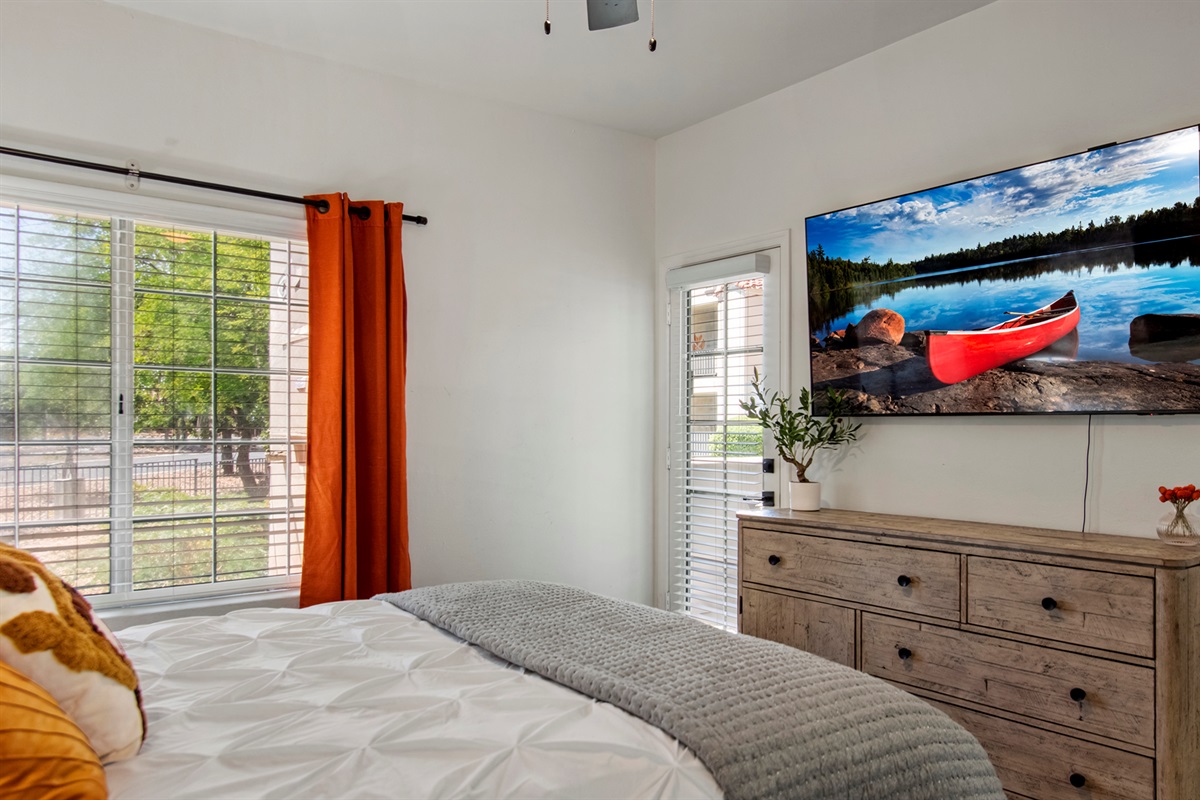 The clean design, cozy textures, and quiet ambiance make it a perfect retreat to relax, recharge, and enjoy a truly comfortable stay.