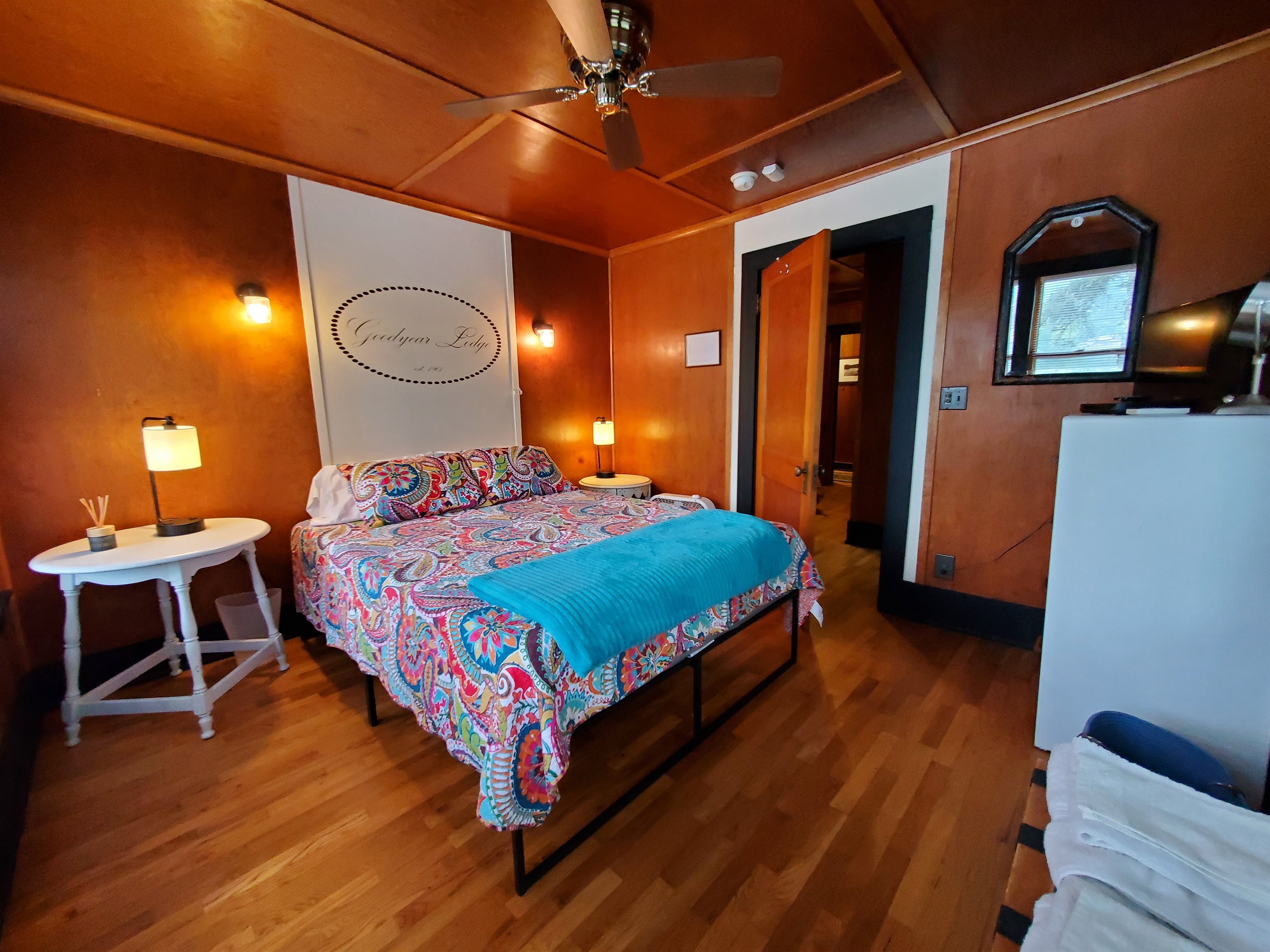 2nd Floor - 2 Bedroom Suite #1 - queen bdrm