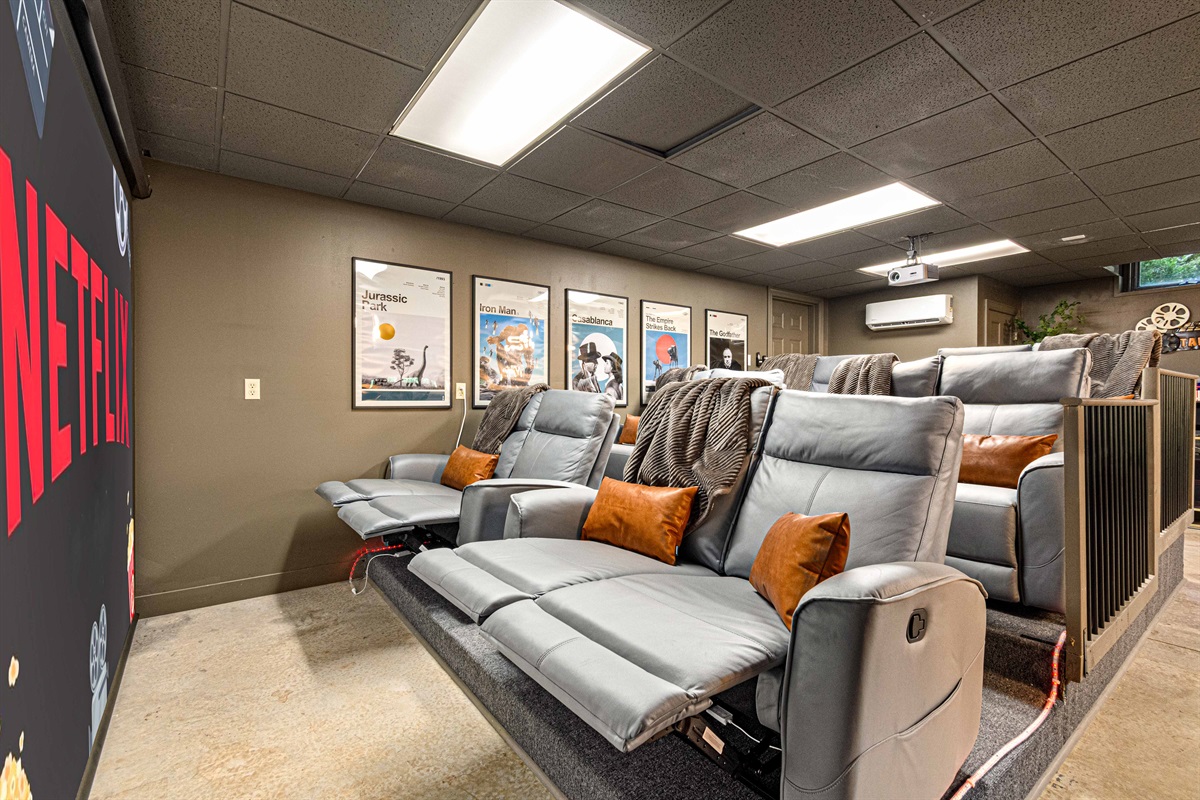 From family movie marathons to game-day watch parties, everyone gets front-row comfort in this tiered theater.