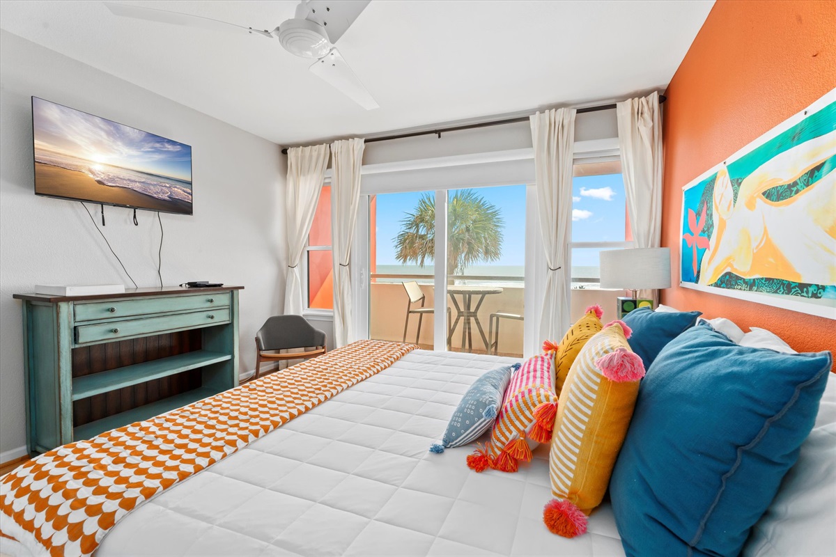 bce15ee80ae24055bc66aece385f43b5 Large | Beachhouse | Texas | TX | Vacation Homes | Galveston | Crystal Beach | Kokomo | Breezy Days | Beachfront Elegance | Sunrise Serenity | Southern Sands Property Management, LLC