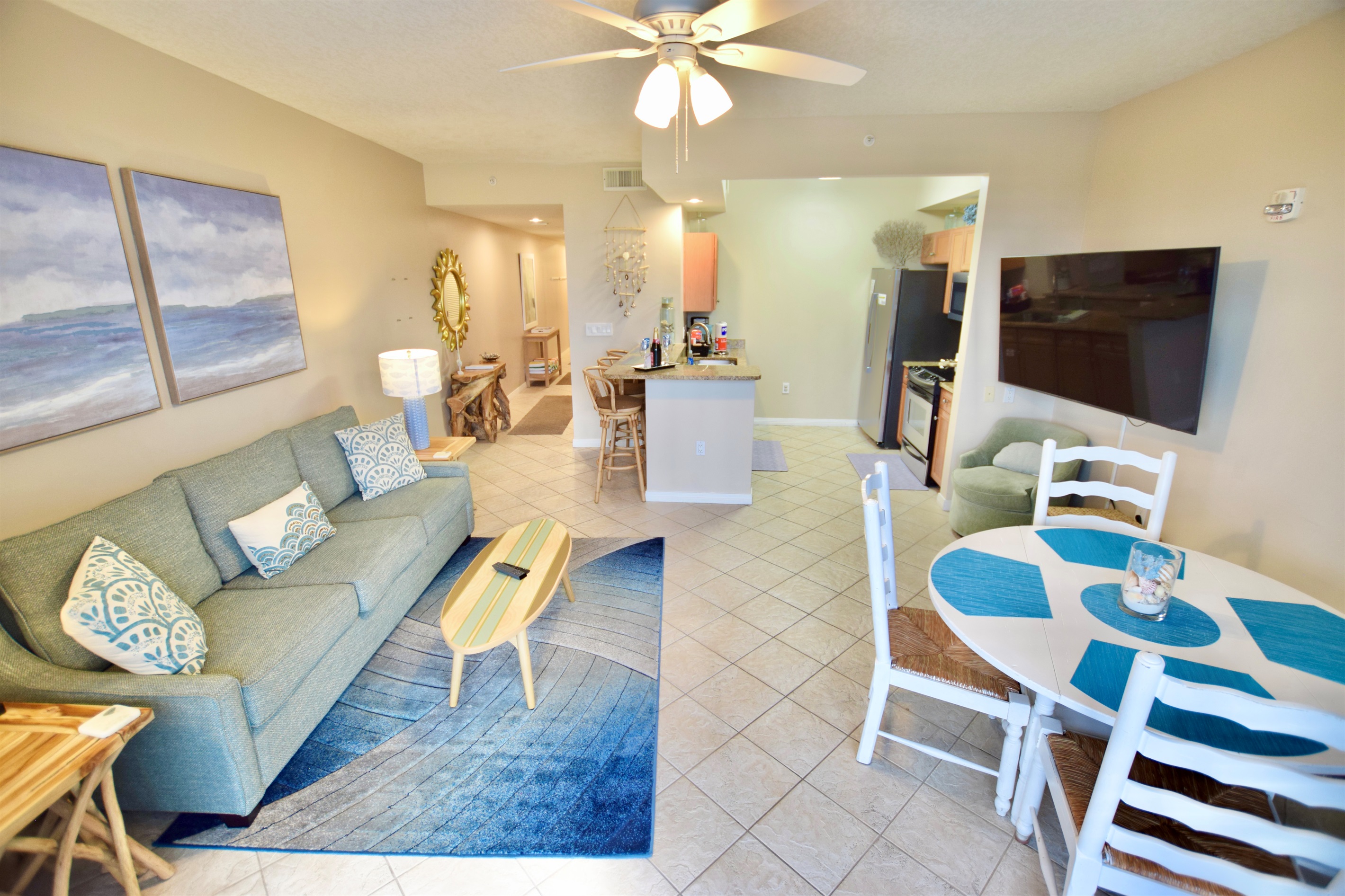 Destin West Gulfside #309: Living Room