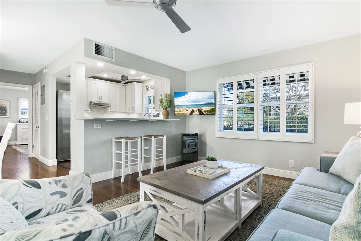 Relax in comfort, ceiling fans in every room