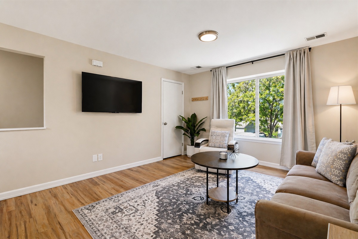 Relax, watch TV, or simply lounge around – our living space offers it all.