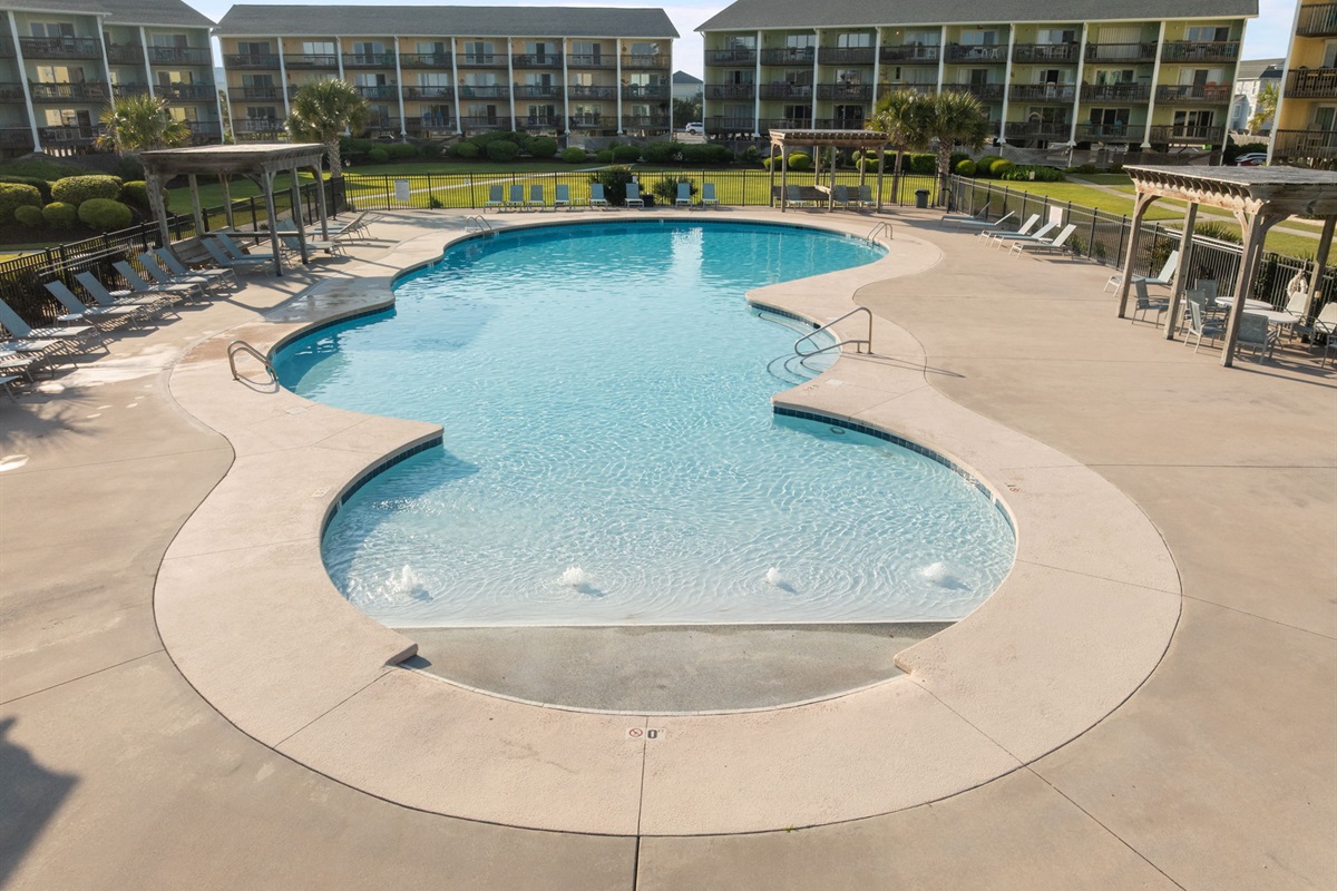 Ideal spot to enjoy sunny days just steps from your stay!