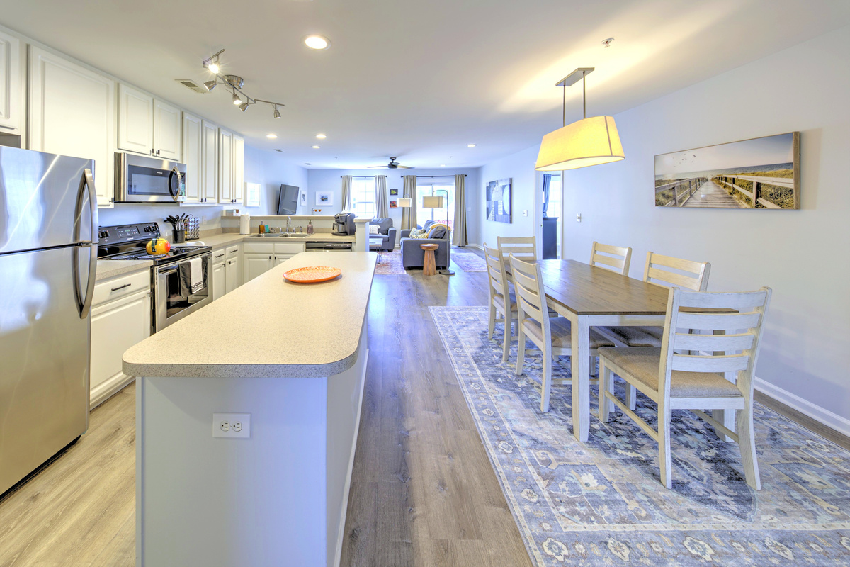 Kitchen Delight: Modern appliances and bright decor make meal prep a breeze!