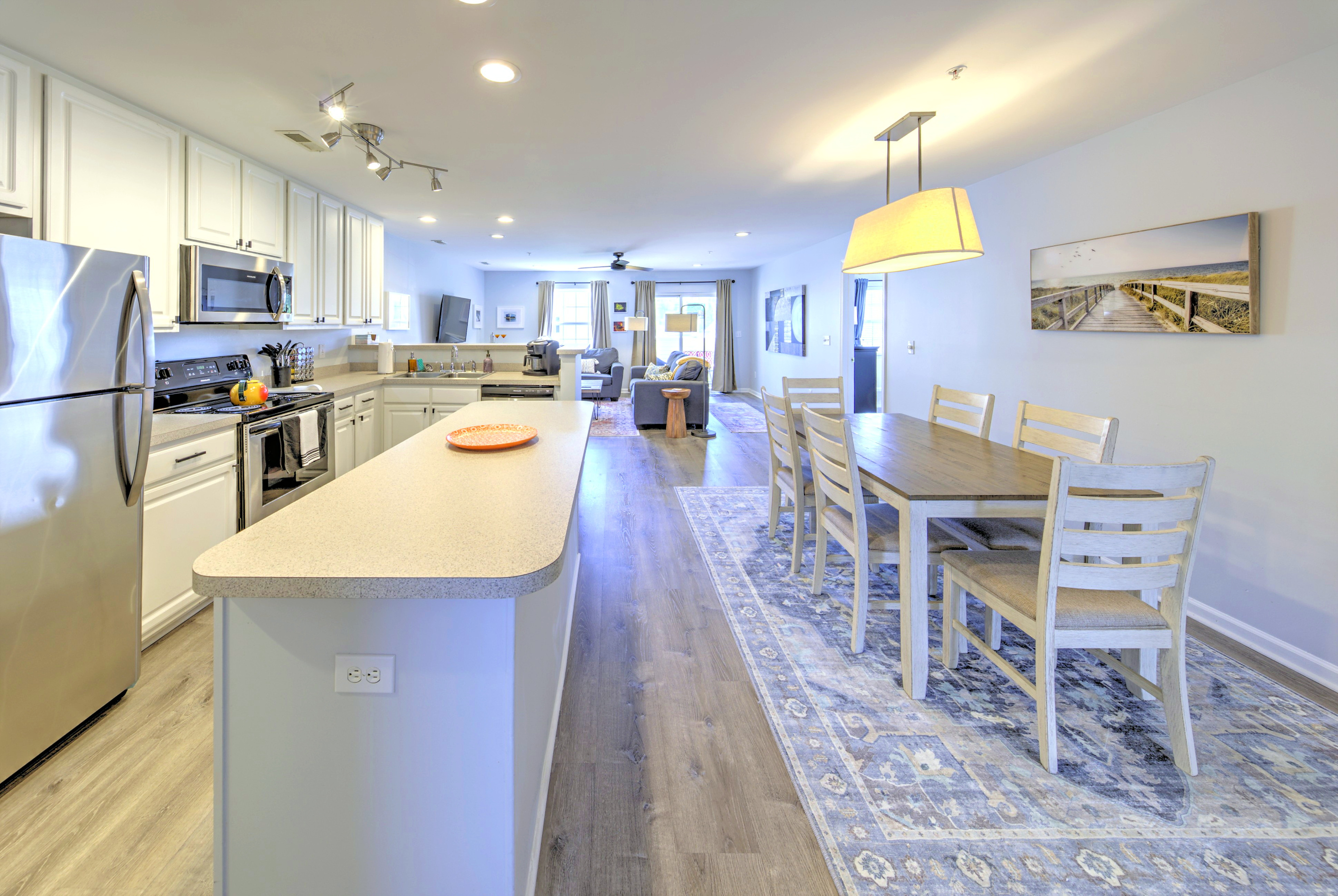 Kitchen Delight: Modern appliances and bright decor make meal prep a breeze!