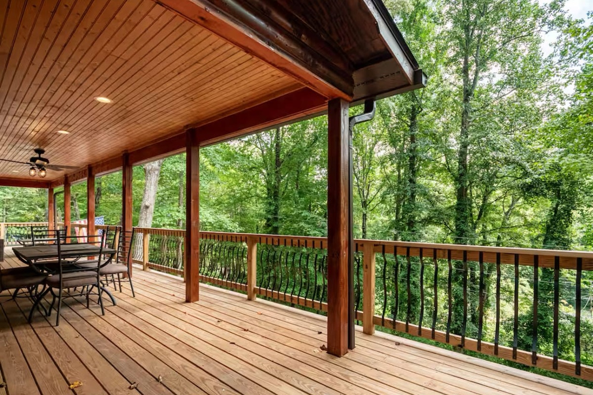 Wrap around deck of the cabin