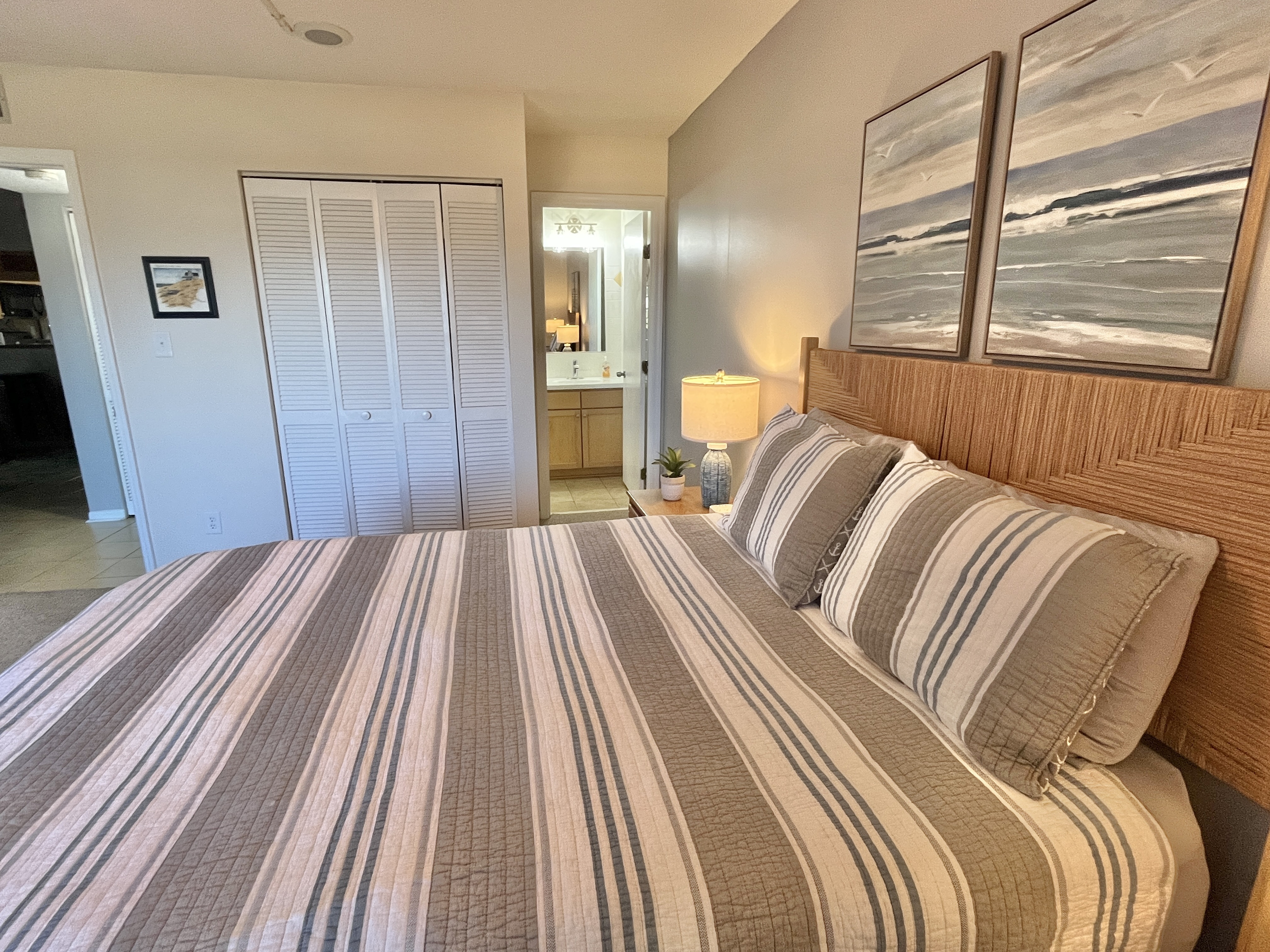 Master Bedroom with En Suite Bathroom