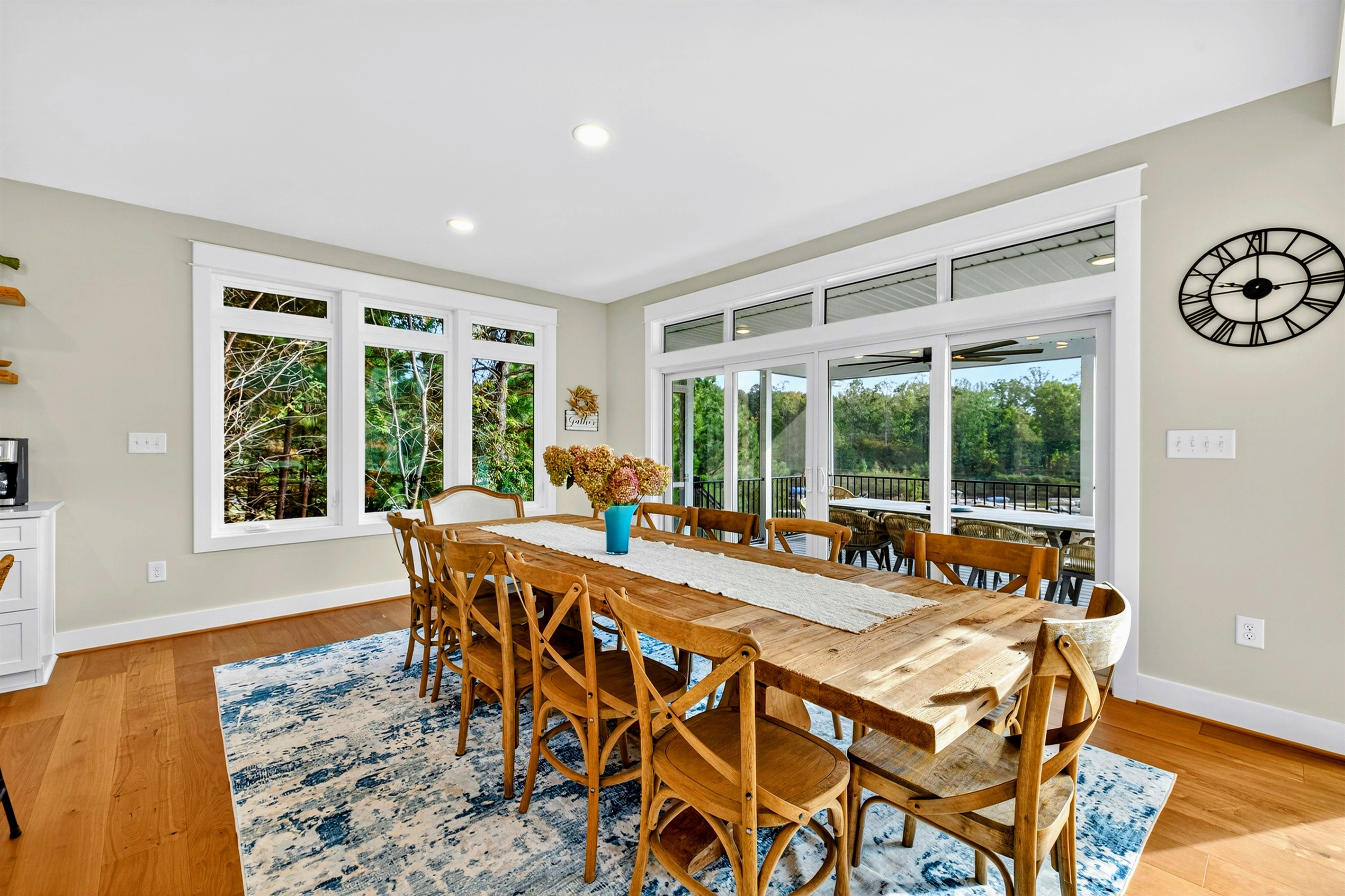 Our Restoration Hardware dining table has leaves with seating for up to 12. The kitchen counter has stool seating. Guests will love the gorgeous lake views while dining & watching the boats and kayakers. Guests also enjoy dining on the screen porch.