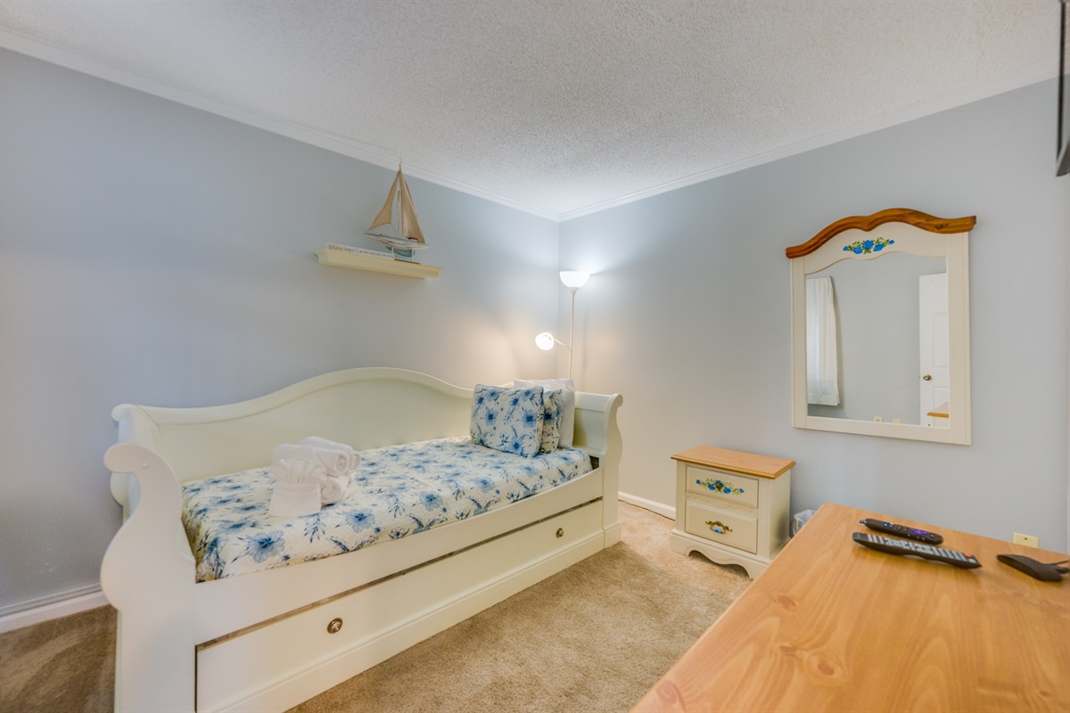 Stunning Bedroom Beautifully Decorated 💫✨