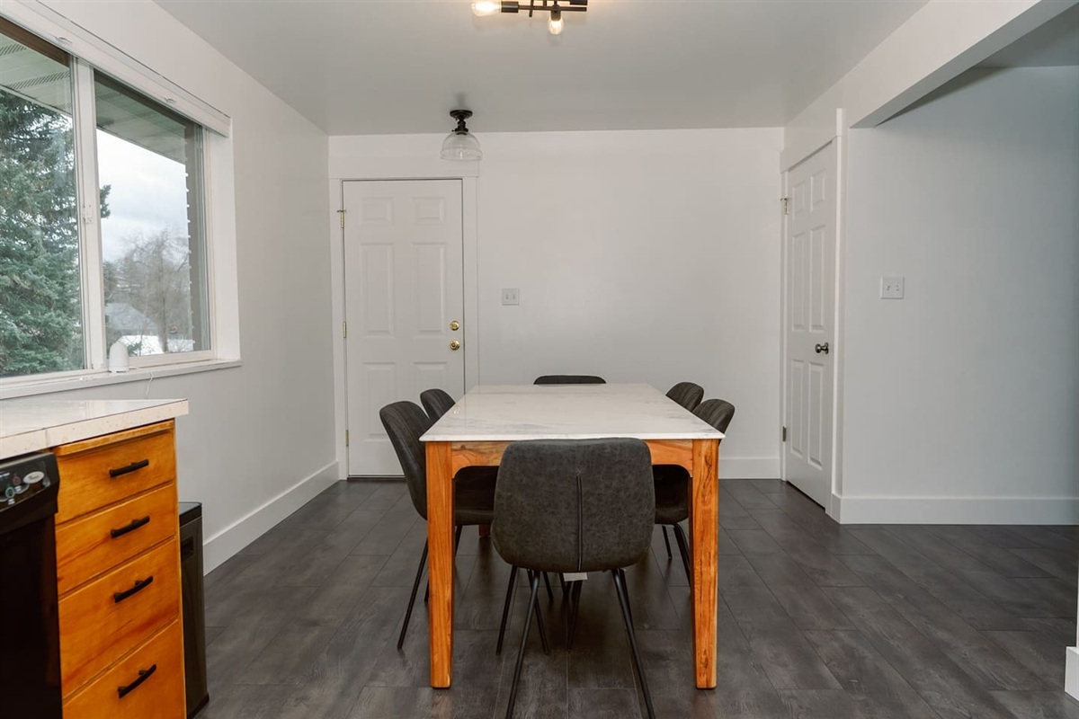Living room, washer and dryer in the closet to the right