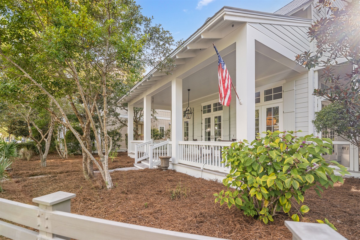 The corner lot provides plenty of space for parking in the back, a back patio and front and side porches. 