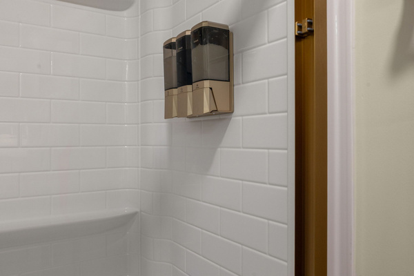 Luxury 2BR/2BA Condo | Walk to Notre Dame, photo 21