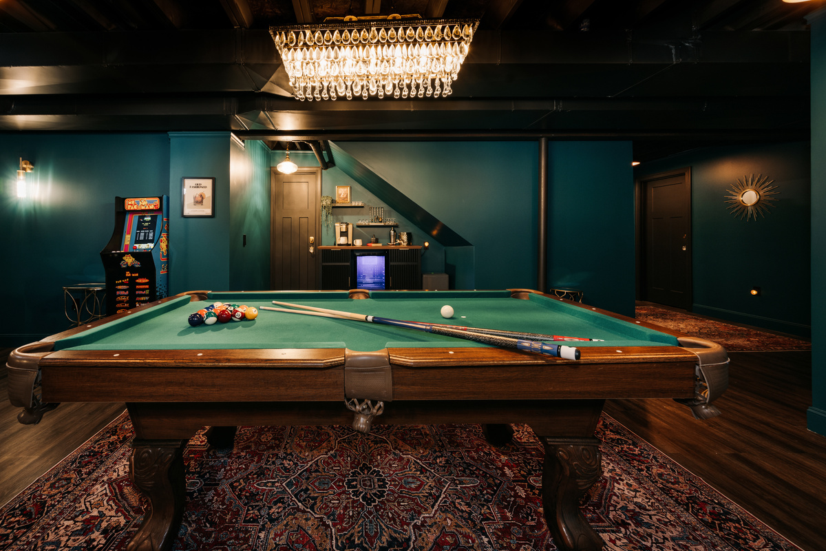 Pool Table