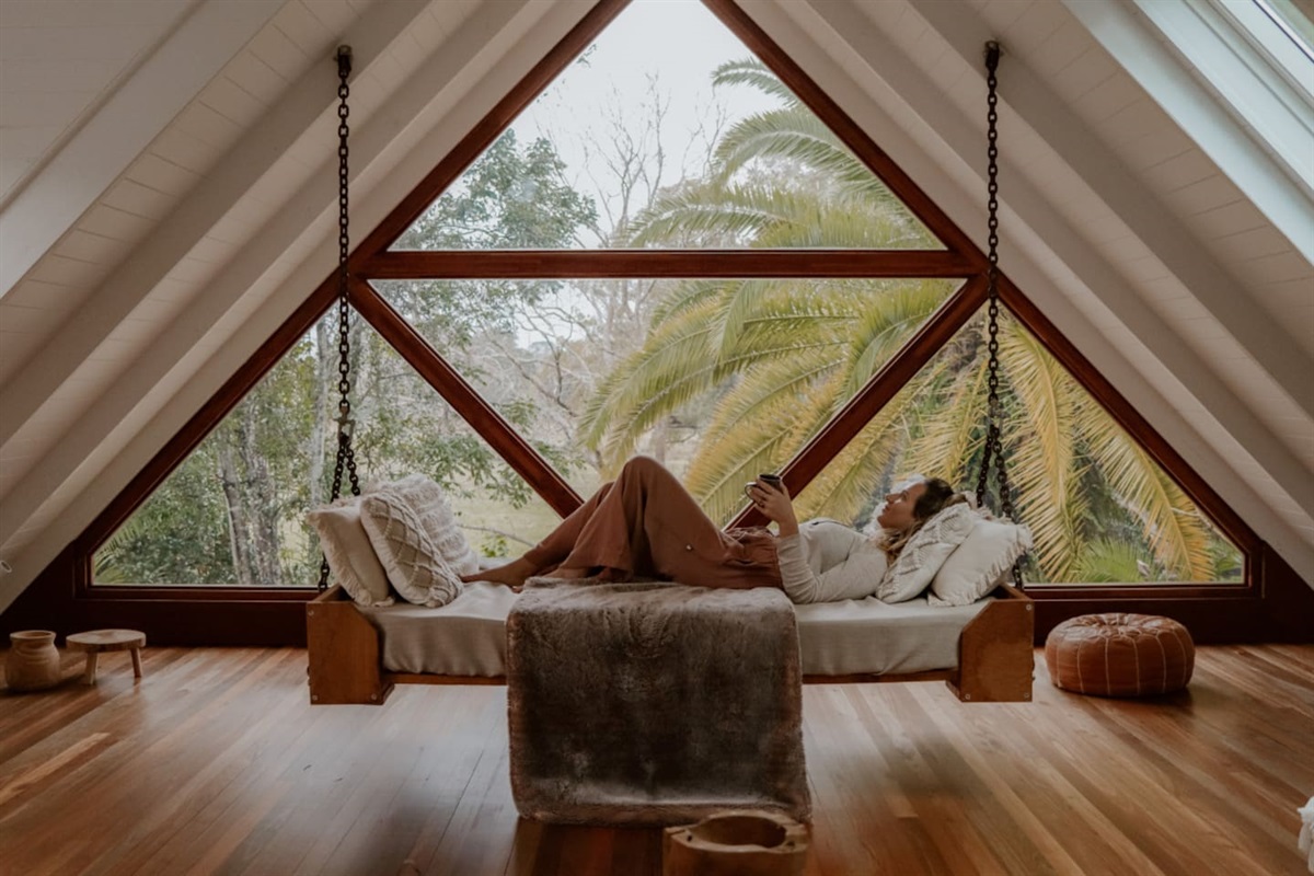 Living & Dining upstairs - Hanging daybed