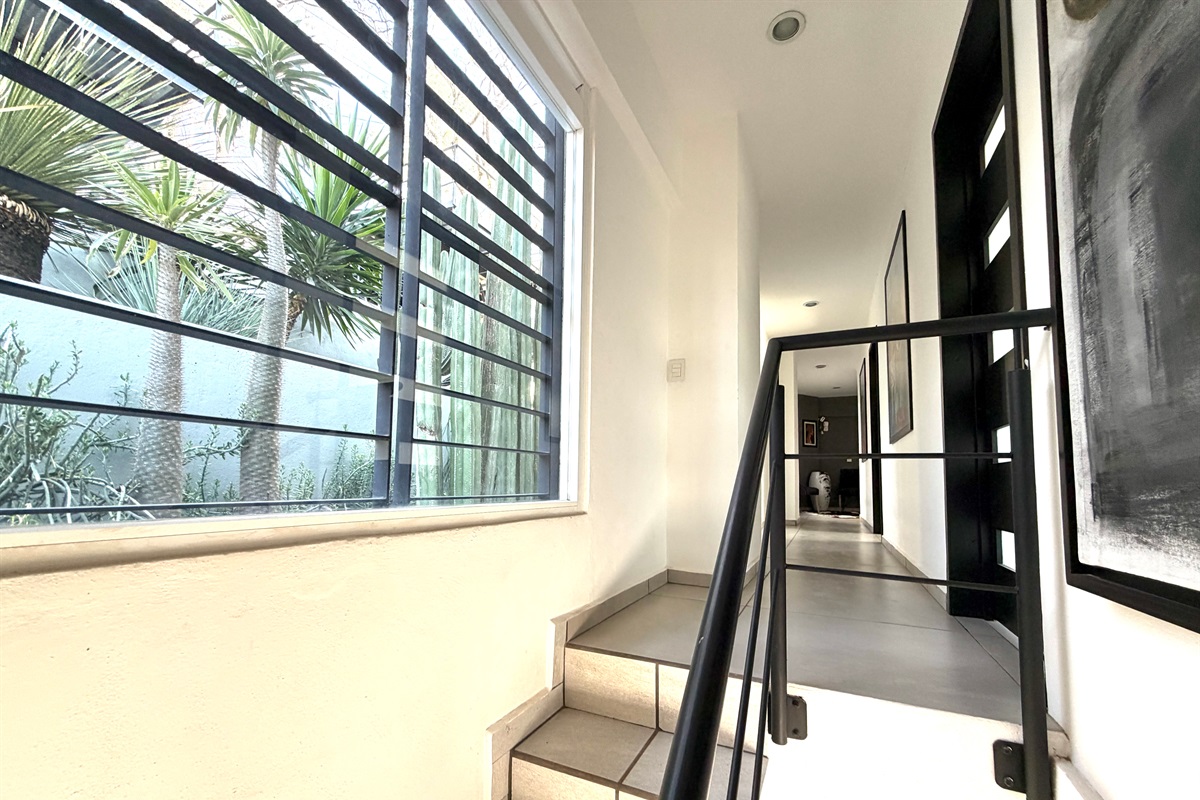 Hallway Guest Bedrooms Floor
