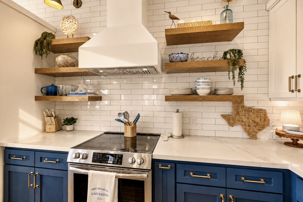 Electric stove and all the essentials you need to cook for the whole family.