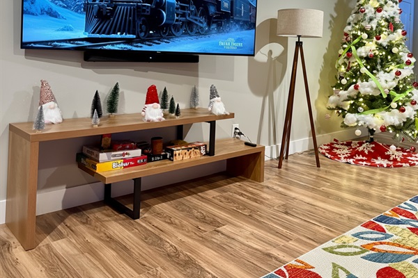 If we are lucky enough to host you for the holidays the Christmas warmth will surround you!