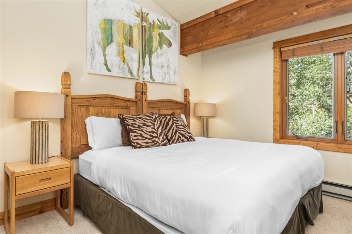 2nd Floor Bedroom #1 |King Bed