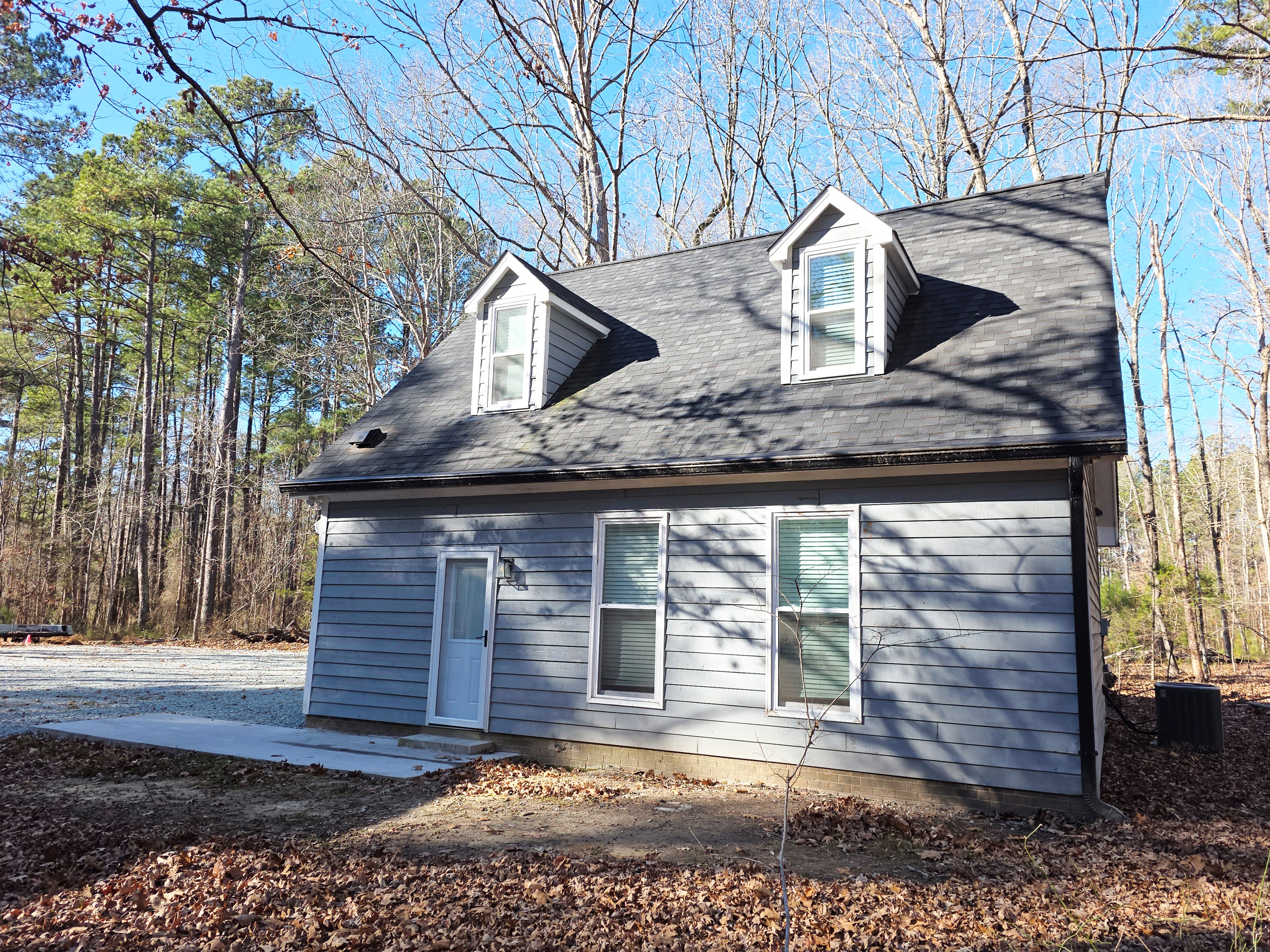 The Guesthouse @ Pine Forest Hideaway - Side